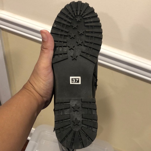 Knee High Boots Size 6 - Picture 7 of 8